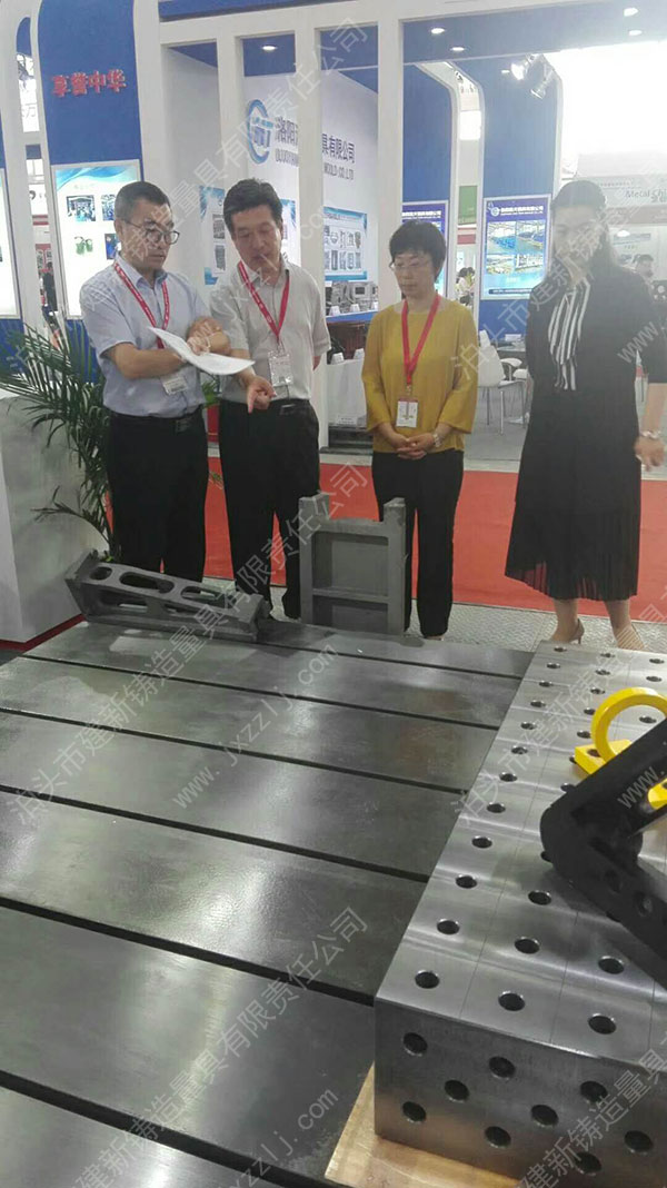 ��ʮ�����Ї����H�T�첩�[��